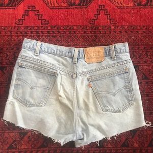 Vintage Levi’s shorts, light wash denim